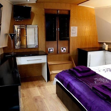 Hotel The Joker Boat Liverpool Exterior foto