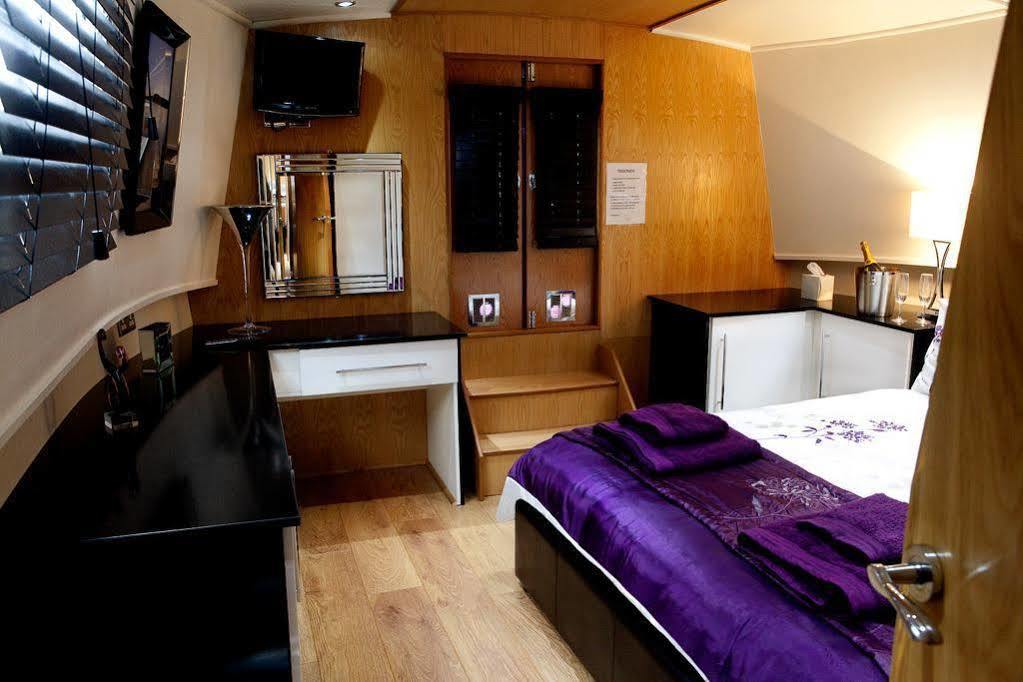 Hotel The Joker Boat Liverpool Exterior foto